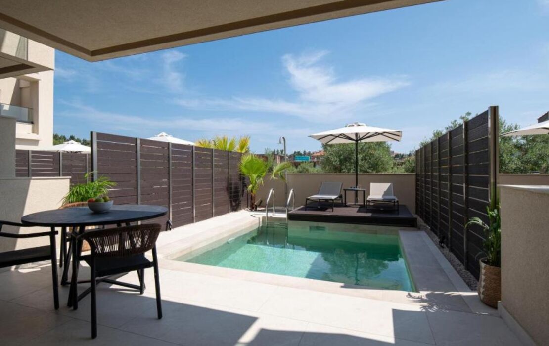 Vista Luxury Suites