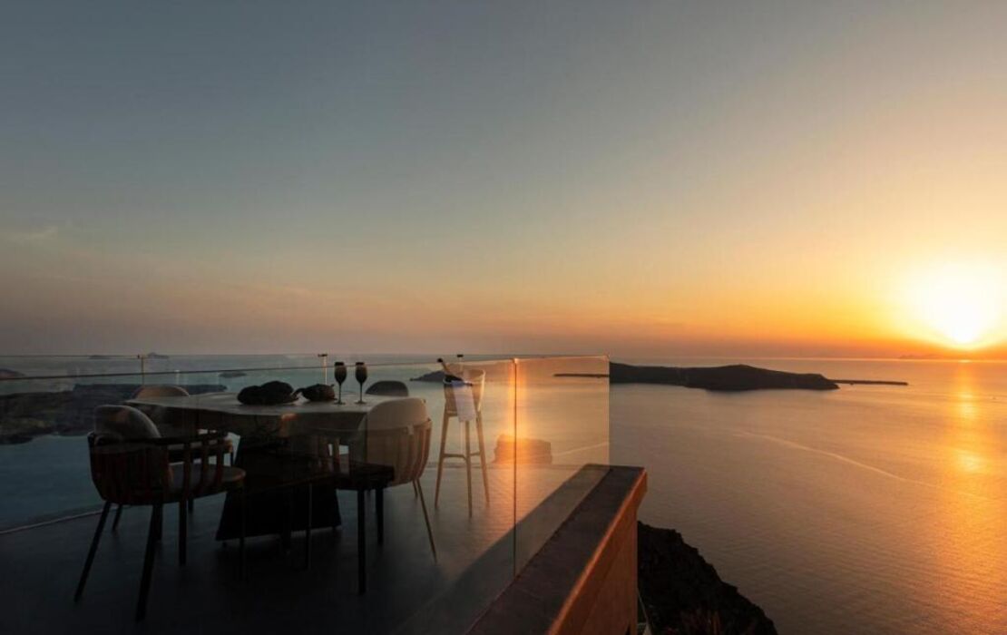 Kivotos Santorini - Preferred Hotels & Resorts