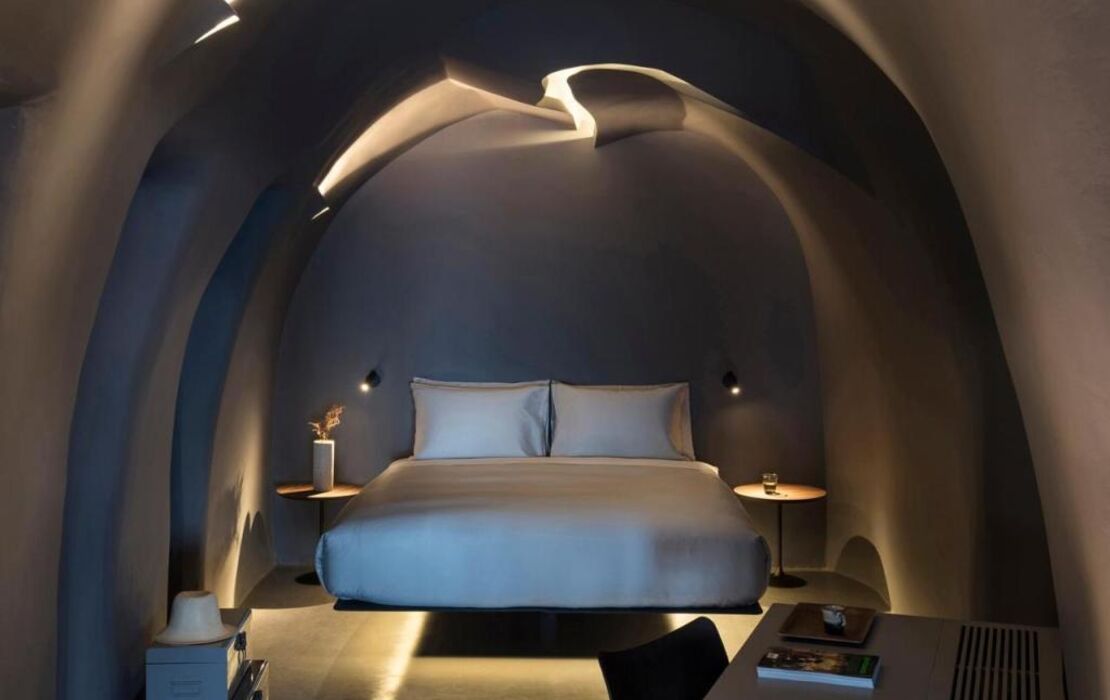 Kivotos Santorini - Preferred Hotels & Resorts