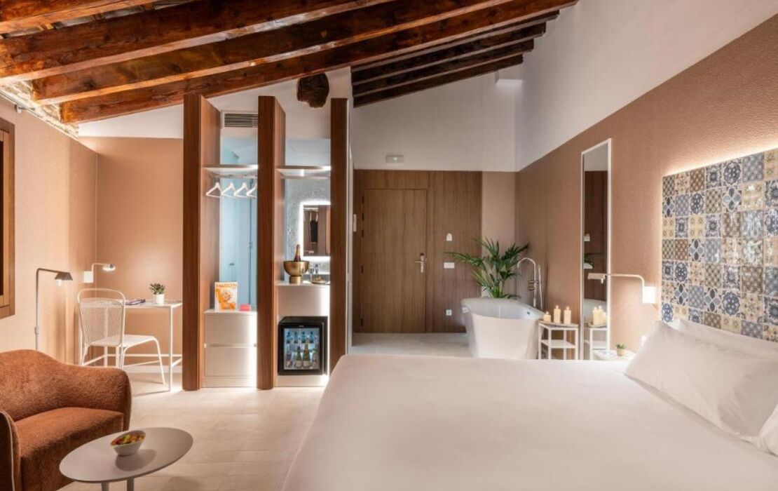 Axel Hotel Valencia - Adults Only
