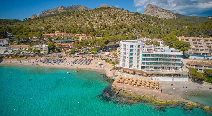 Universal Hotel Aquamarin