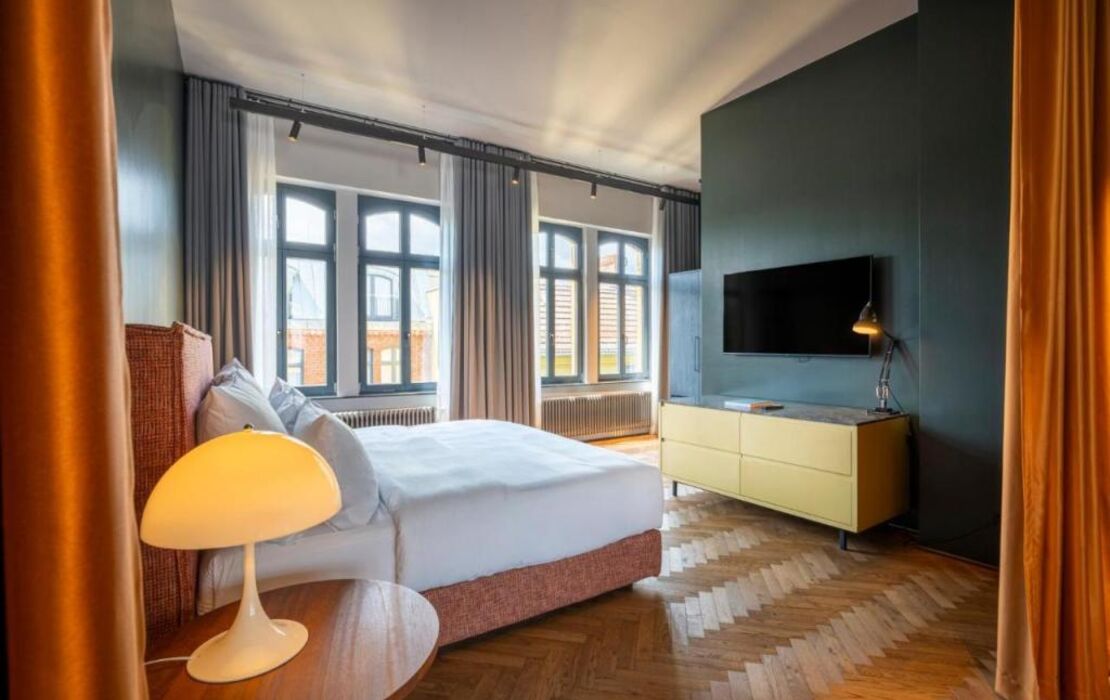 sly Berlin