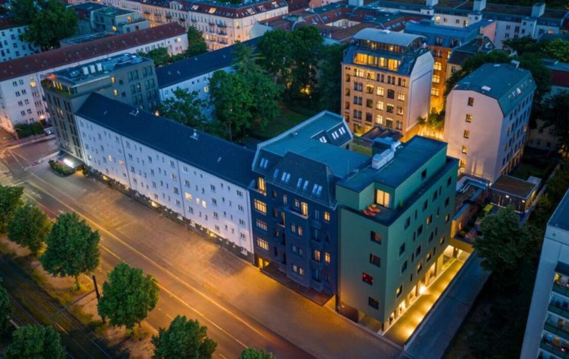 sly Berlin