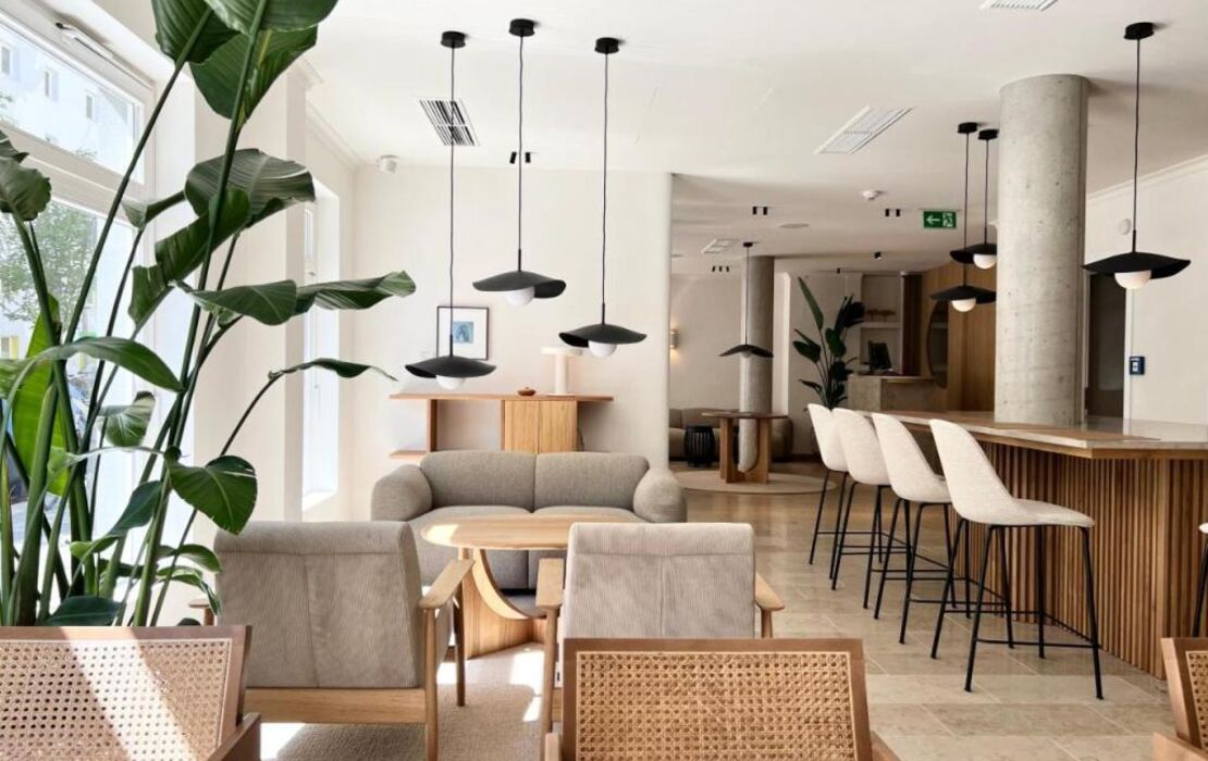 ADELANTE Boutique Hotel