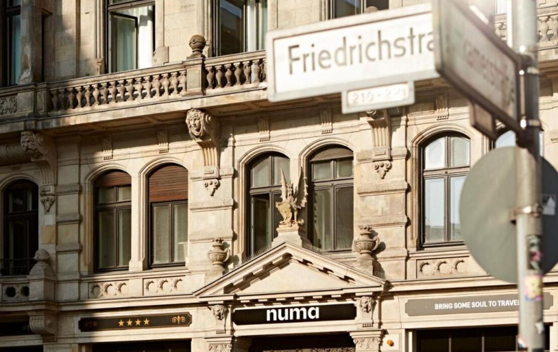 Numa Berlin Arc