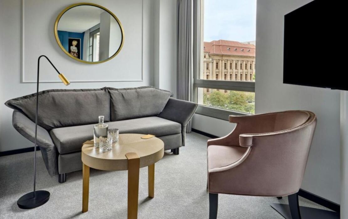 Hotel Luc, Autograph Collection