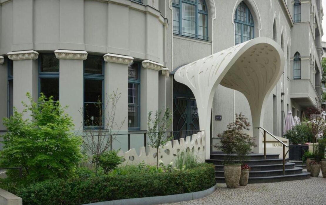 Roomers Berlin Steinplatz, Autograph Collection