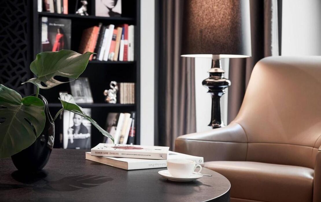 Roomers Berlin Steinplatz, Autograph Collection