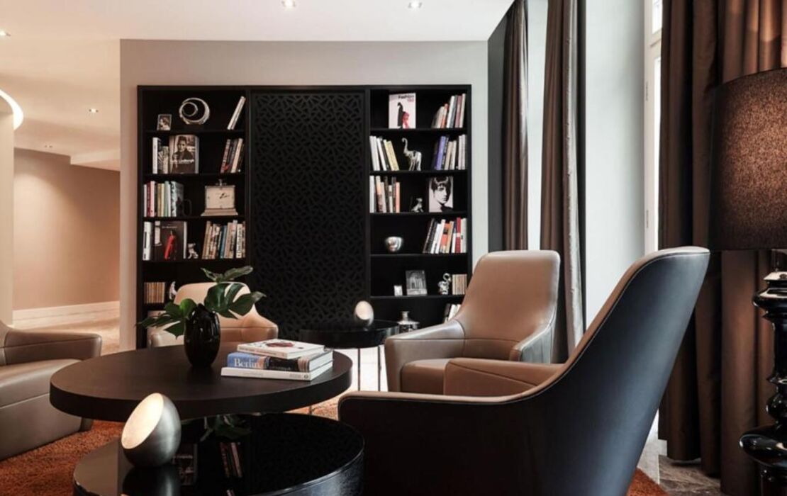 Roomers Berlin Steinplatz, Autograph Collection