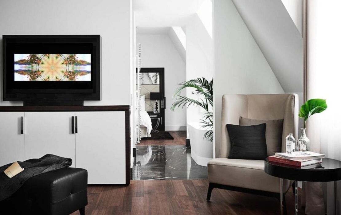 Roomers Berlin Steinplatz, Autograph Collection