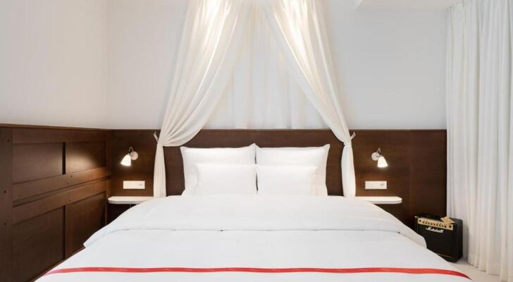 Ruby Rosi Hotel Munich