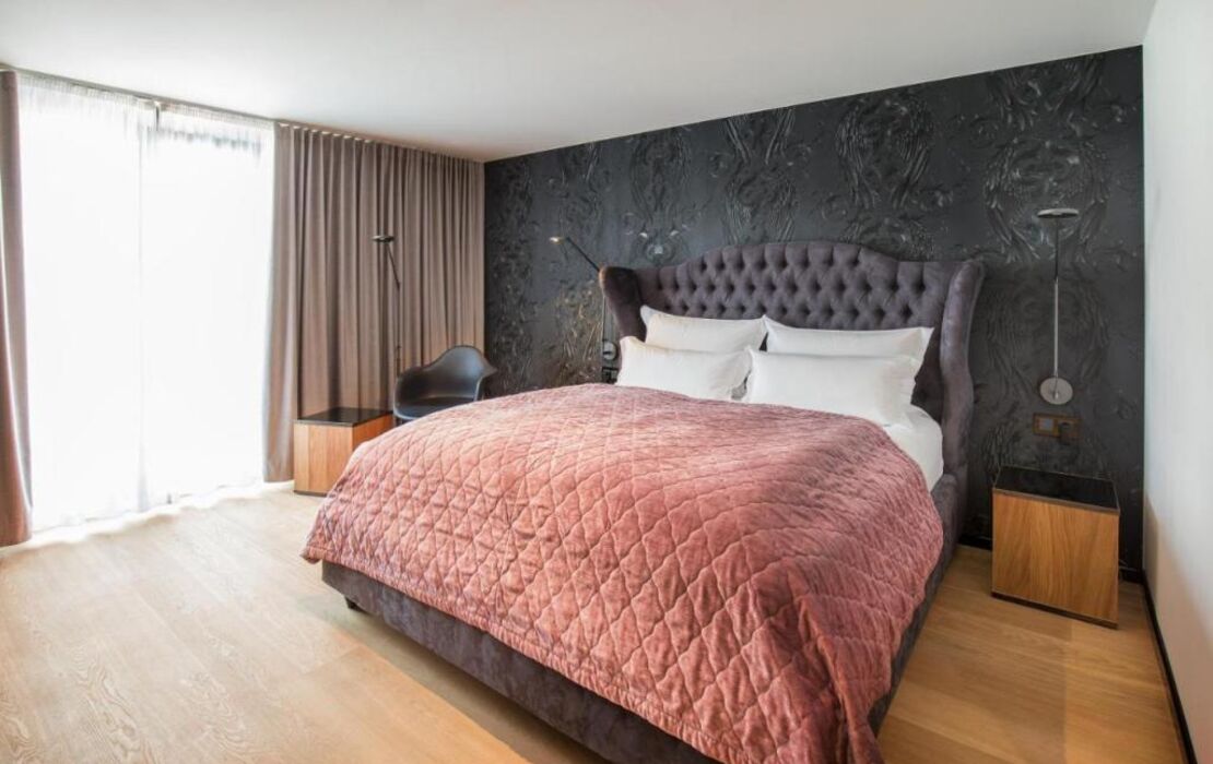 La Mansion Vi Vadi Hotel