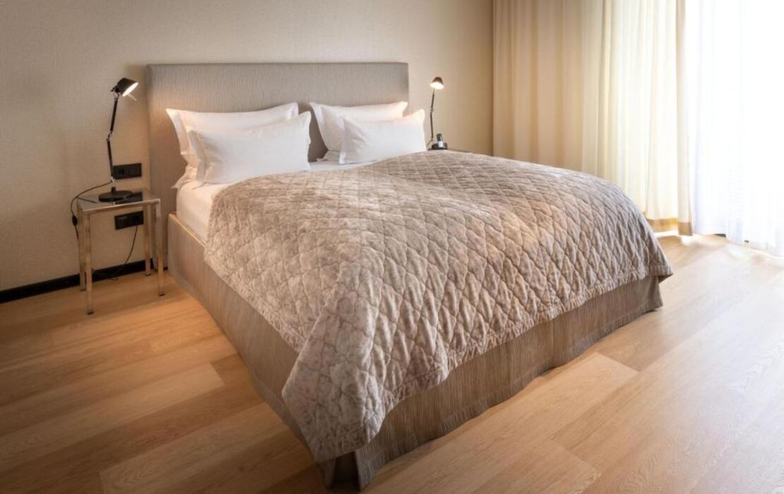 La Mansion Vi Vadi Hotel