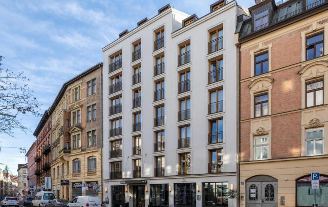 Bob W Munich Old Town