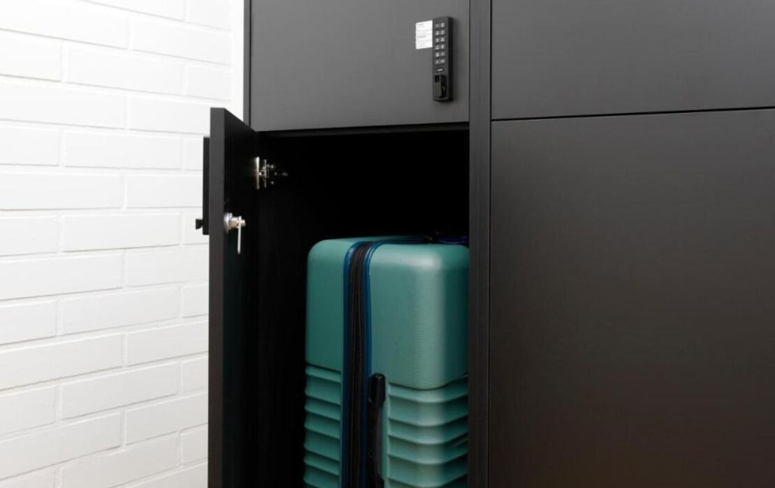 Bob W Munich Old Town