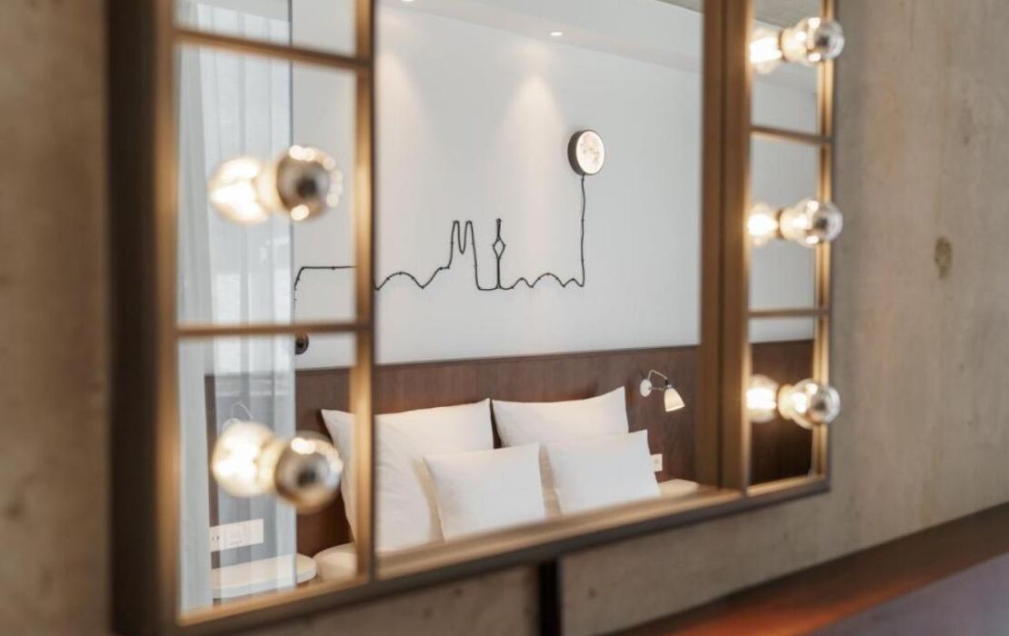 Ruby Ella Hotel Cologne