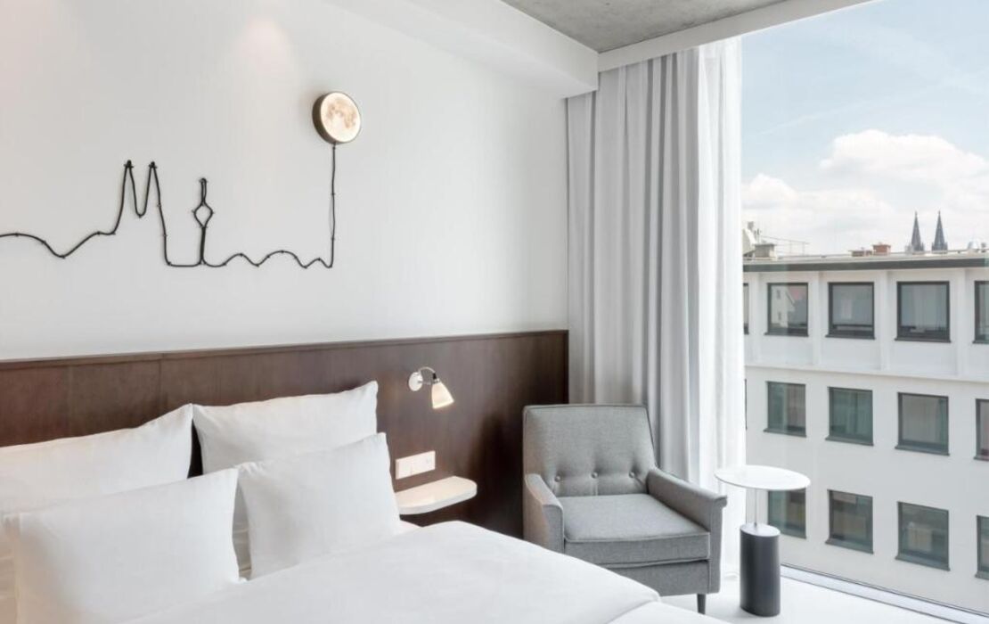 Ruby Ella Hotel Cologne