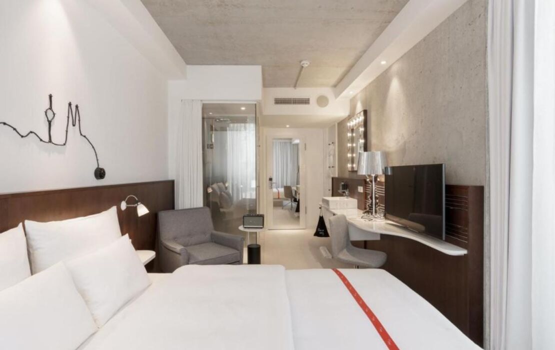 Ruby Ella Hotel Cologne