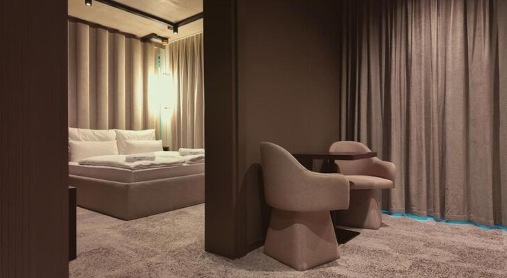 Bellman Hotel