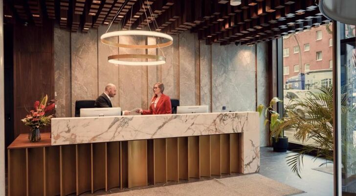 Bellman Hotel
