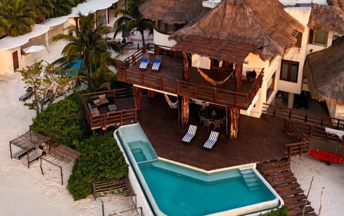 DK Luxury Ocean Front Villa - Adults Only