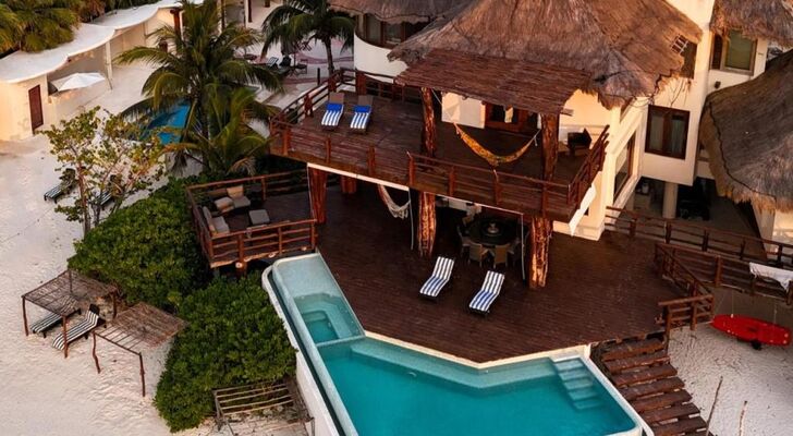 DK Luxury Ocean Front Villa - Adults Only