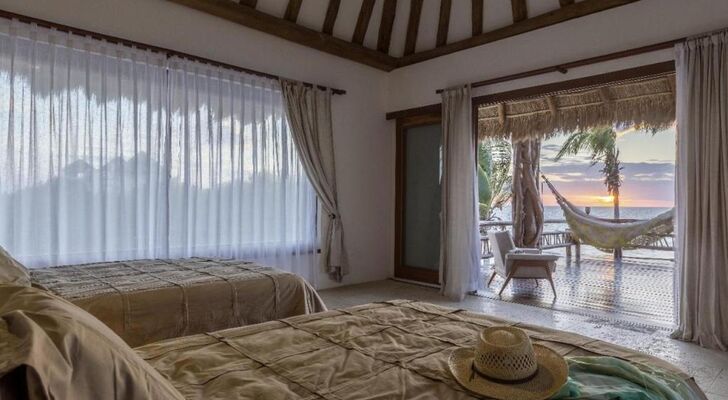 DK Luxury Ocean Front Villa - Adults Only