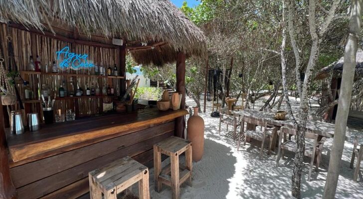 Casa Punta Coco & Beach Club