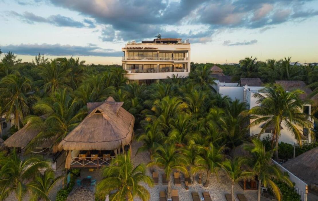 Mvngata Beach Hotel