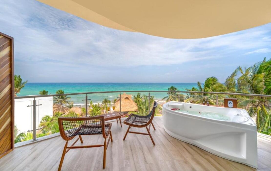 Mvngata Beach Hotel
