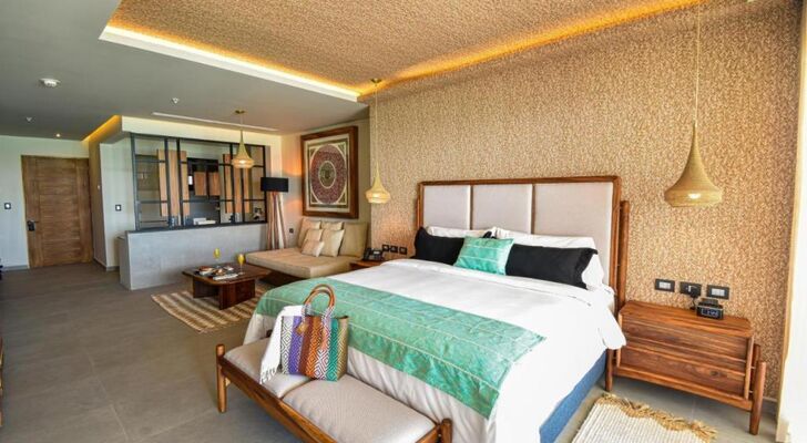 Mvngata Beach Hotel