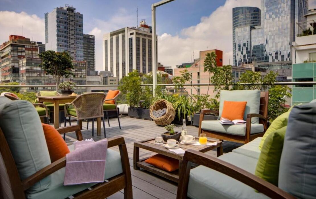 Reforma Guest House