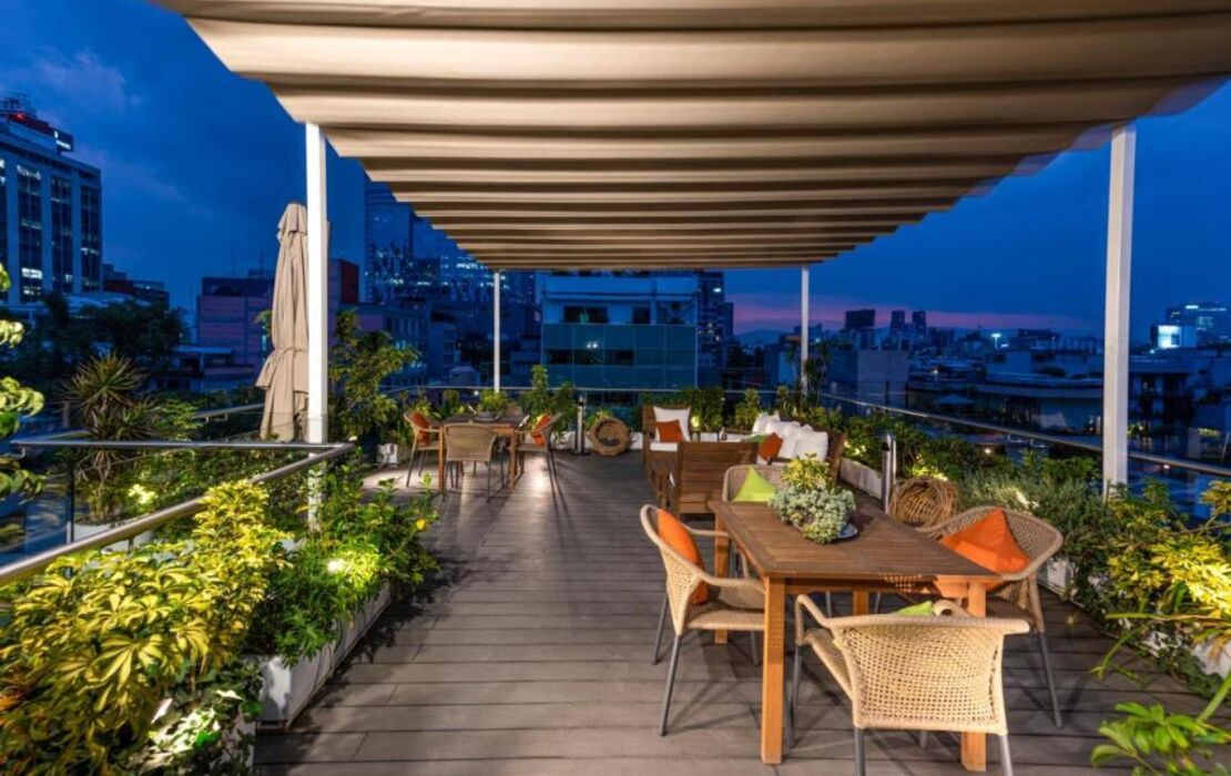 Reforma Guest House