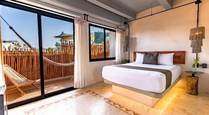 Caribbean Paradise Hotel & Spa - 5th Avenue