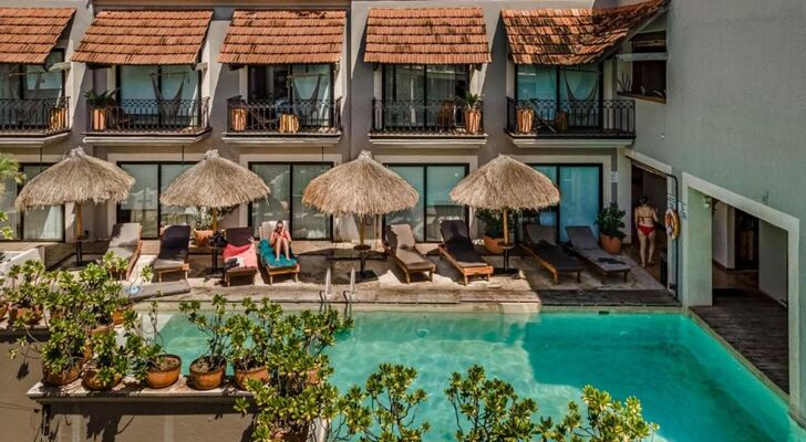 Caribbean Paradise Hotel & Spa - 5th Avenue