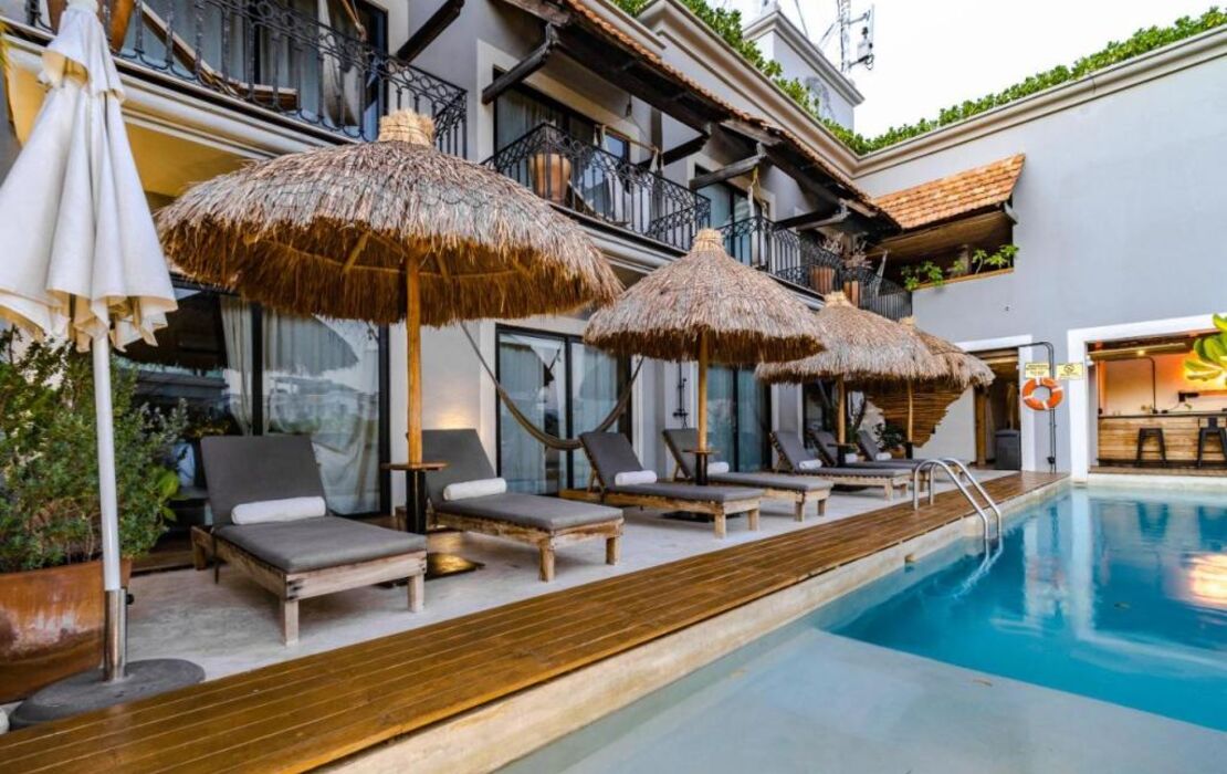 Caribbean Paradise Hotel & Spa - 5th Avenue
