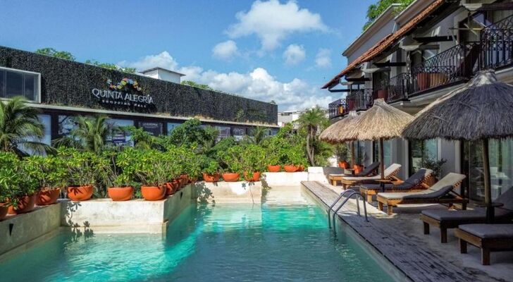 Caribbean Paradise Hotel & Spa - 5th Avenue