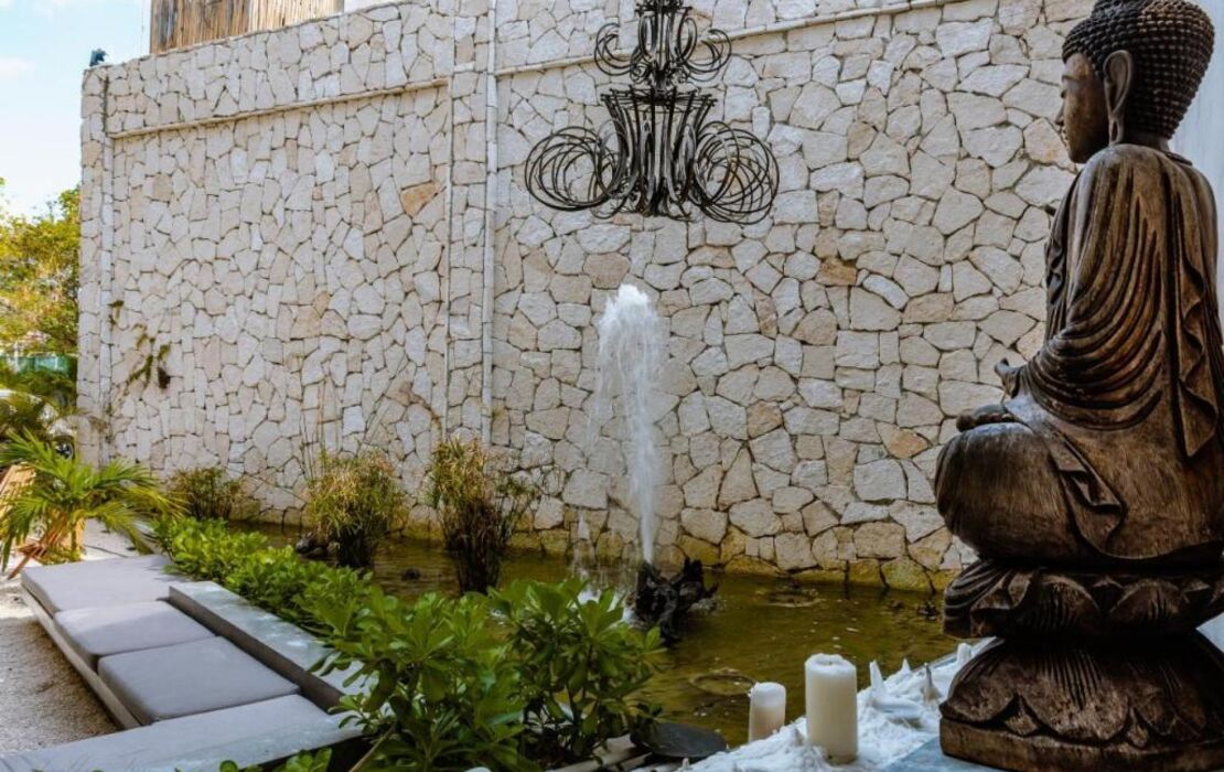 Caribbean Paradise Hotel & Spa - 5th Avenue