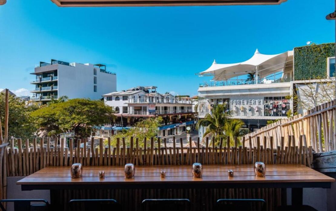 Caribbean Paradise Hotel & Spa - 5th Avenue