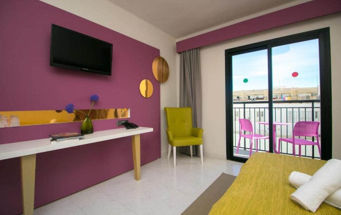 The Purple Hotel - Adults Only