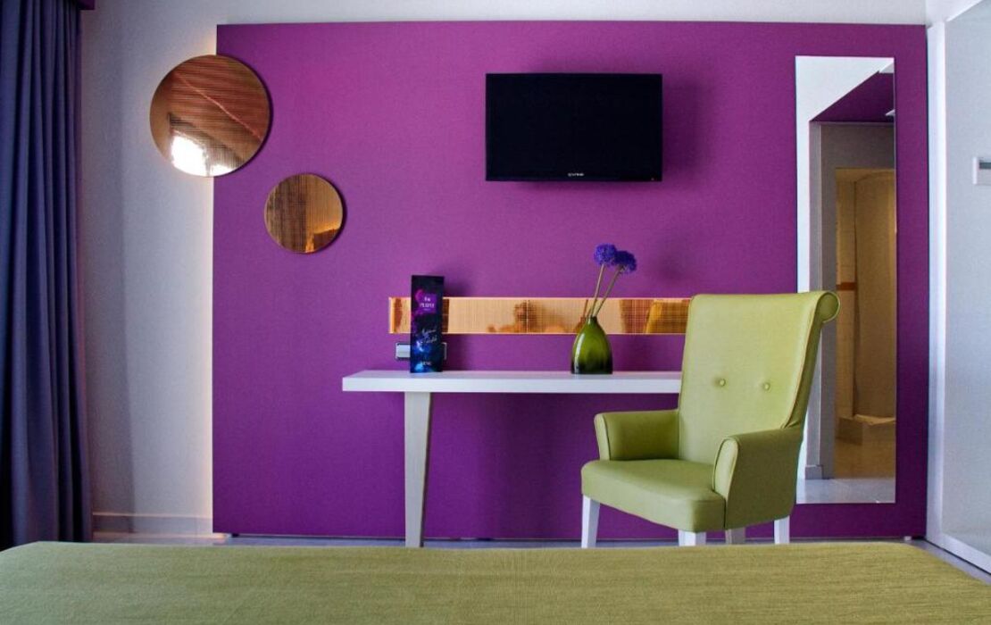 The Purple Hotel - Adults Only