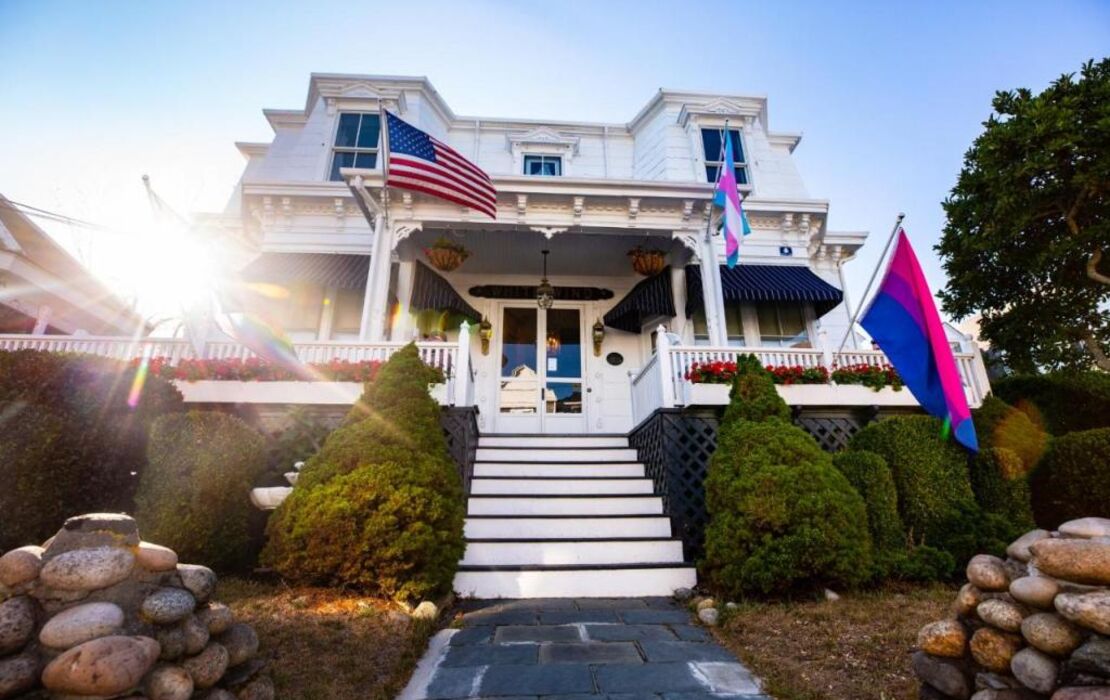 Brasswood Inn