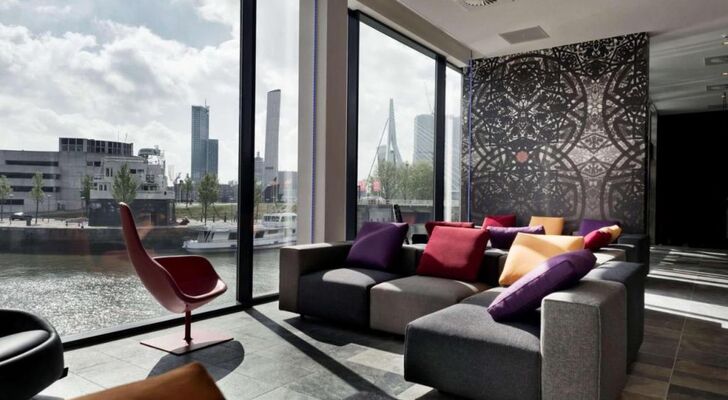 Mainport Hotel Rotterdam, Curio Collection by Hilton