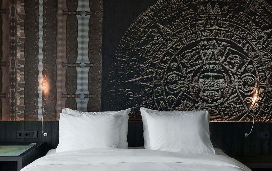 Mainport Hotel Rotterdam, Curio Collection by Hilton