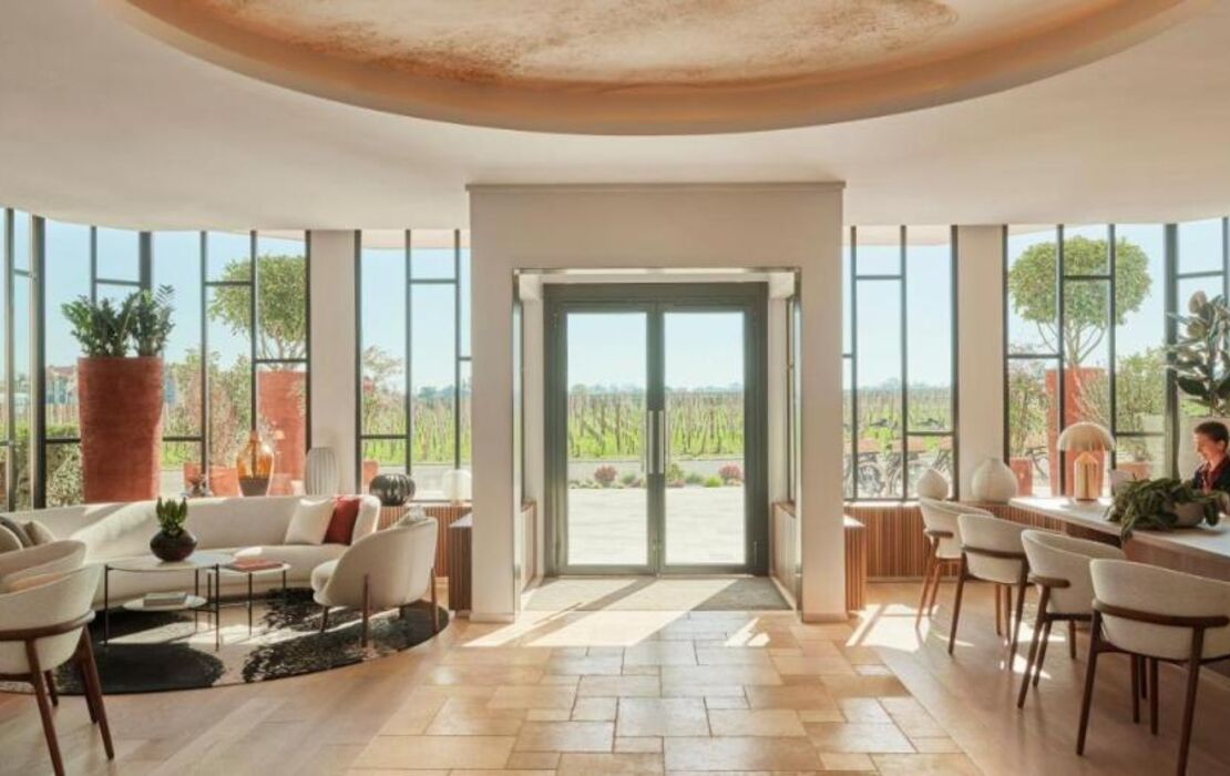 Château Hôtel Grand Barrail