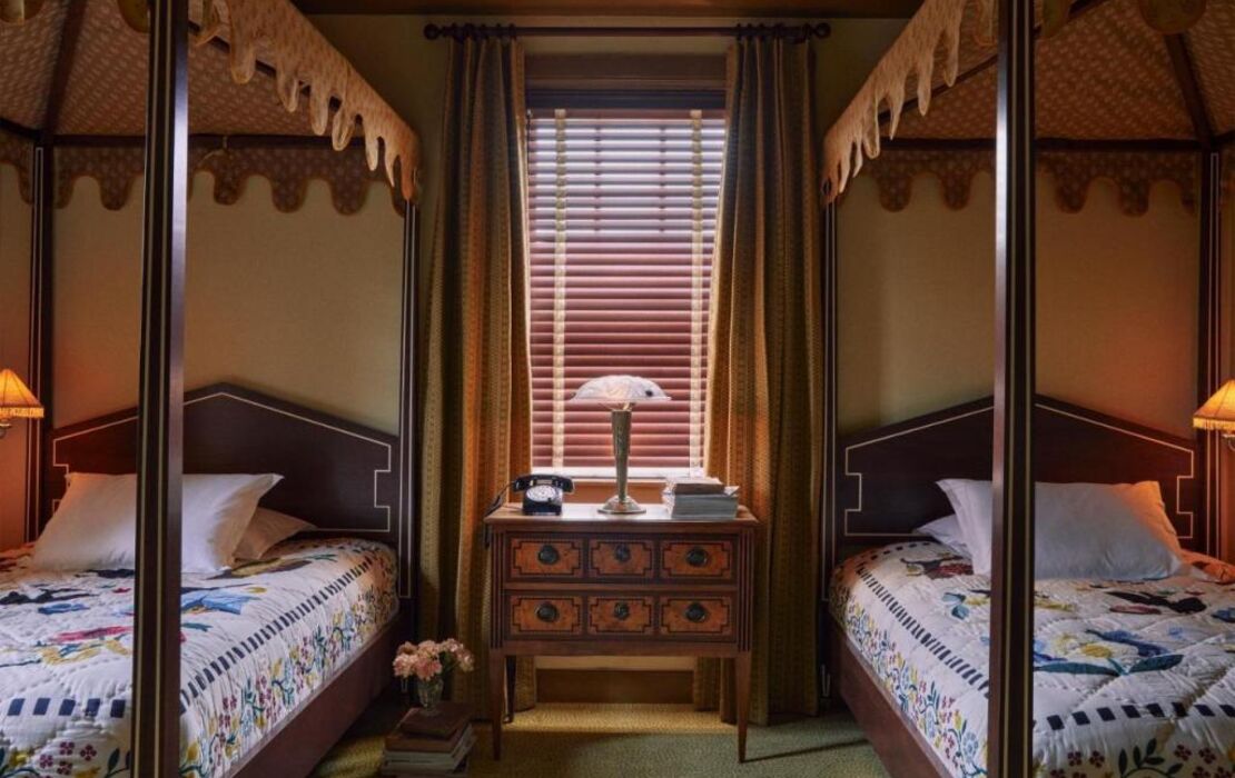 Ulysses, an Ash Hotel