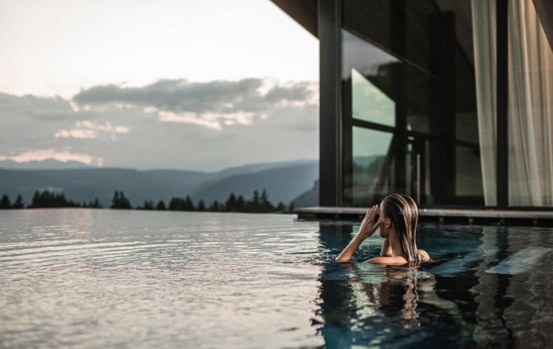 AEON Hotel - adults only Bed & Breakfast