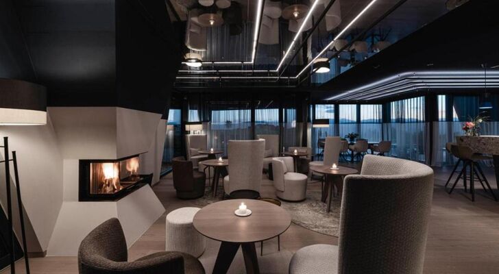 AEON Hotel - adults only Bed & Breakfast