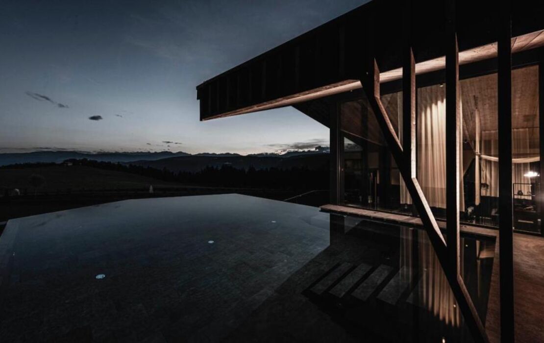 AEON Hotel - adults only Bed & Breakfast