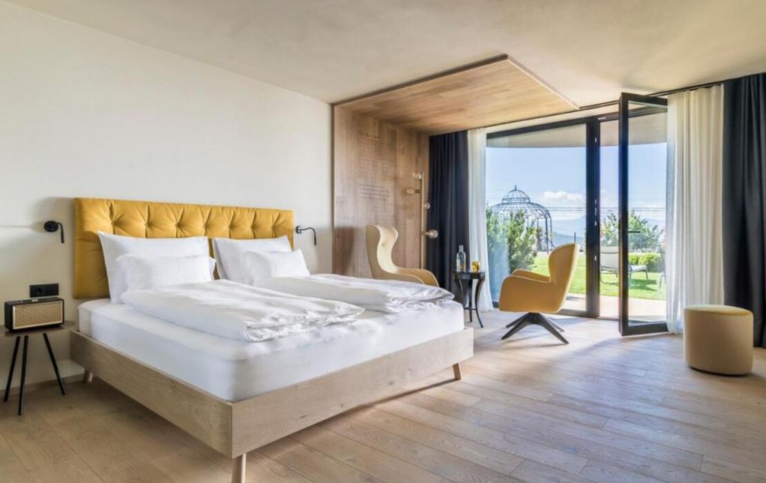 Gloriette Guesthouse Hotel & Restaurant